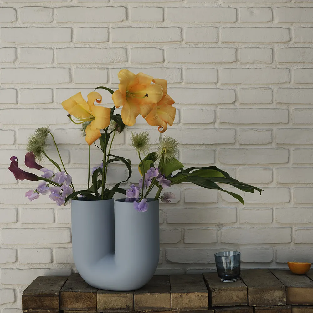 Kink Vase H: 26 cm - Lyseblå