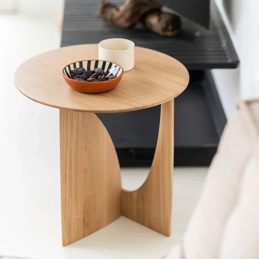 Geometric Sidebord Eik