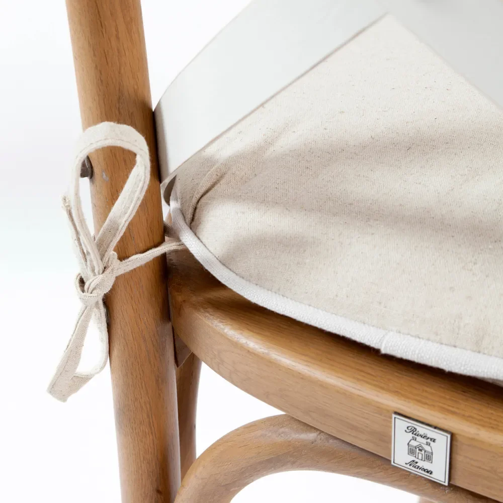 Saint Etienne Spisestol