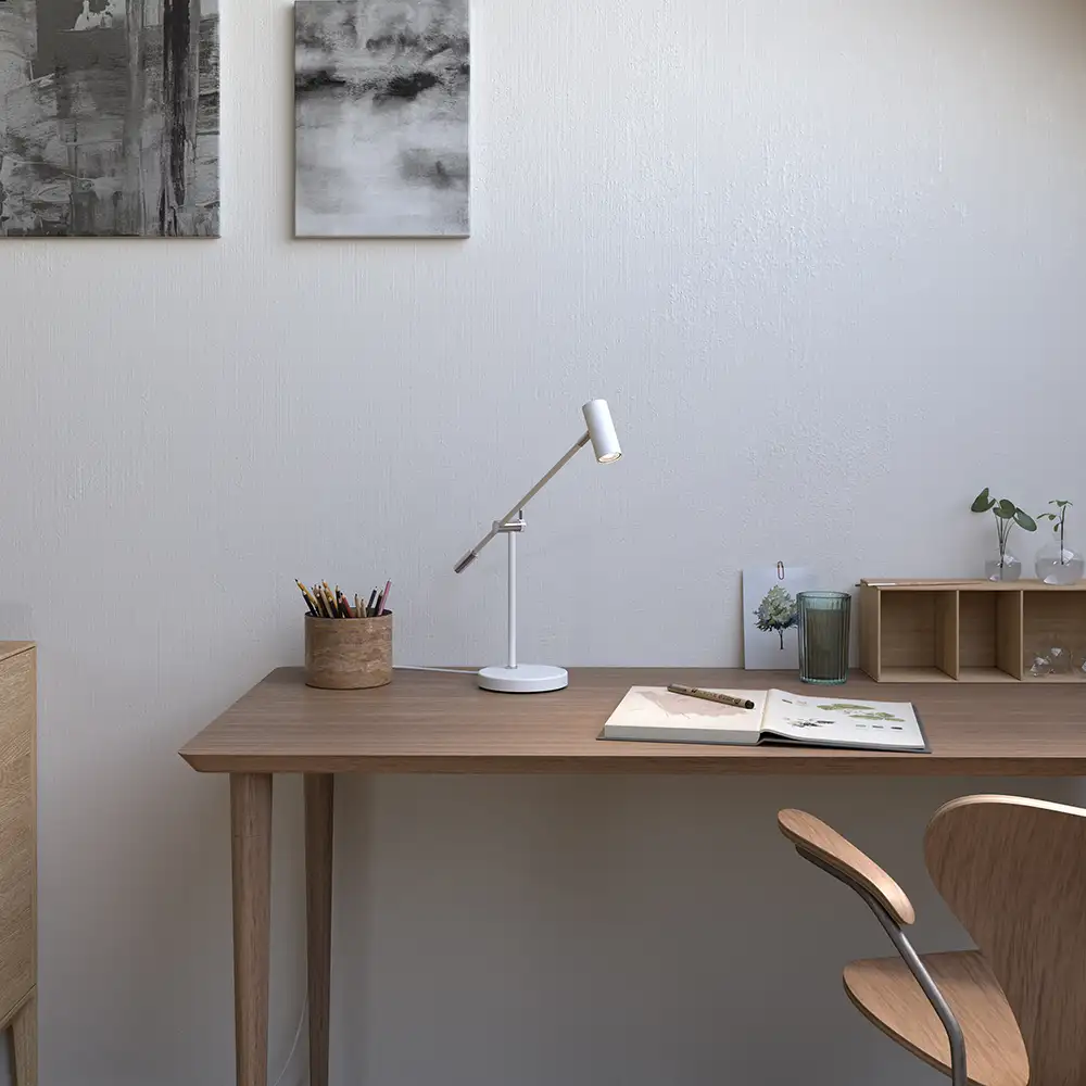 Cato bordlampe matt hvit