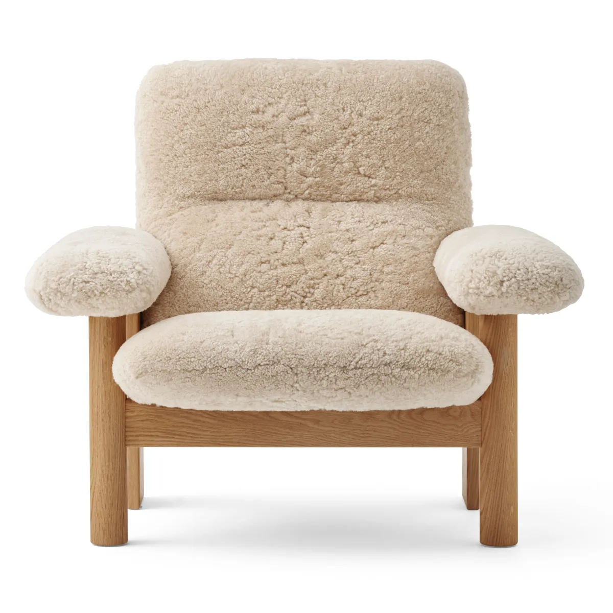Brasilia loungestol helpolstret høy rygg firbenet understell massiv eik natur Sheepskin Nevotex Nature