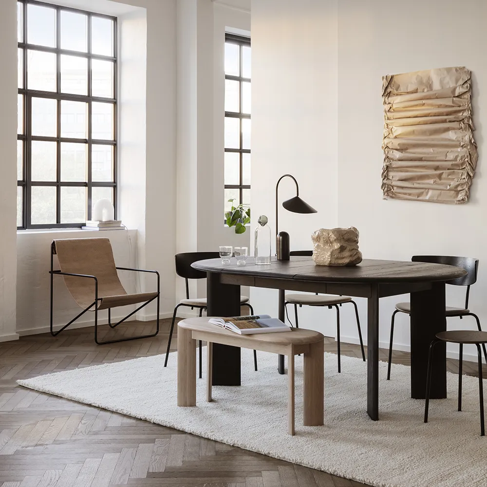 Bevel Spisebord 117-217x117 cm - Black Oiled Beech