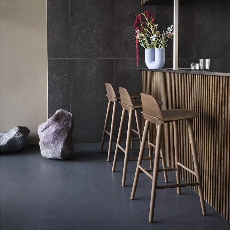 Nerd barstol 75 cm - med fotstøtte i metall - Midnight Blue