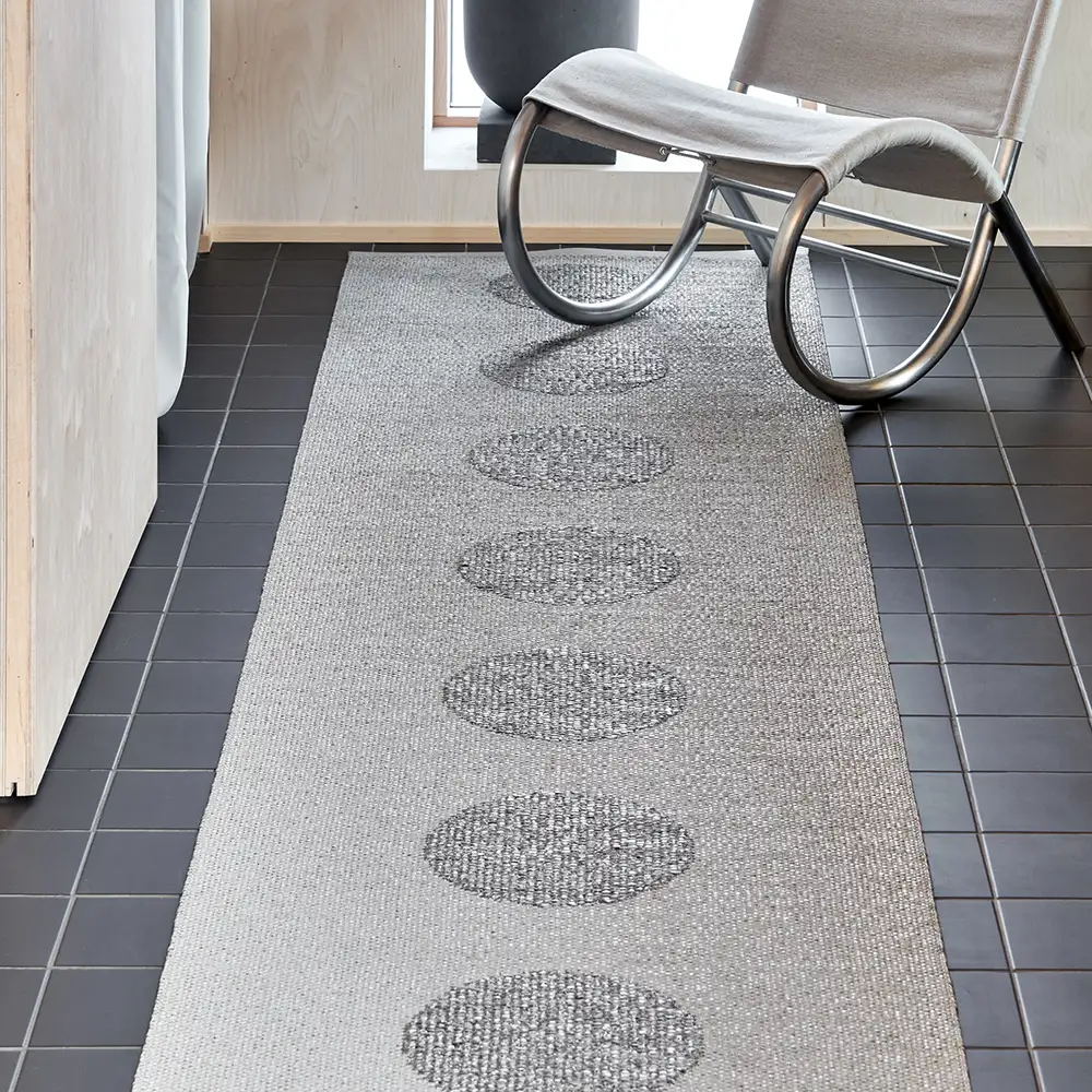 Vera 2.0 teppe 70x120 cm Grå