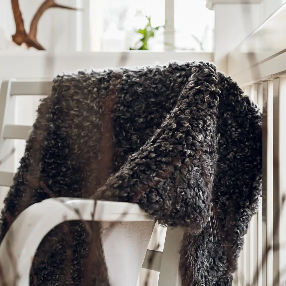 Curly fåreskinn 1,5 Dark Grey