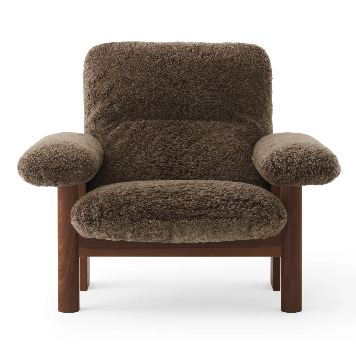 Brasilia loungestol helpolstret høy rygg firbent understell massiv mørkbeiset eik Sheepskin Nevotex Root