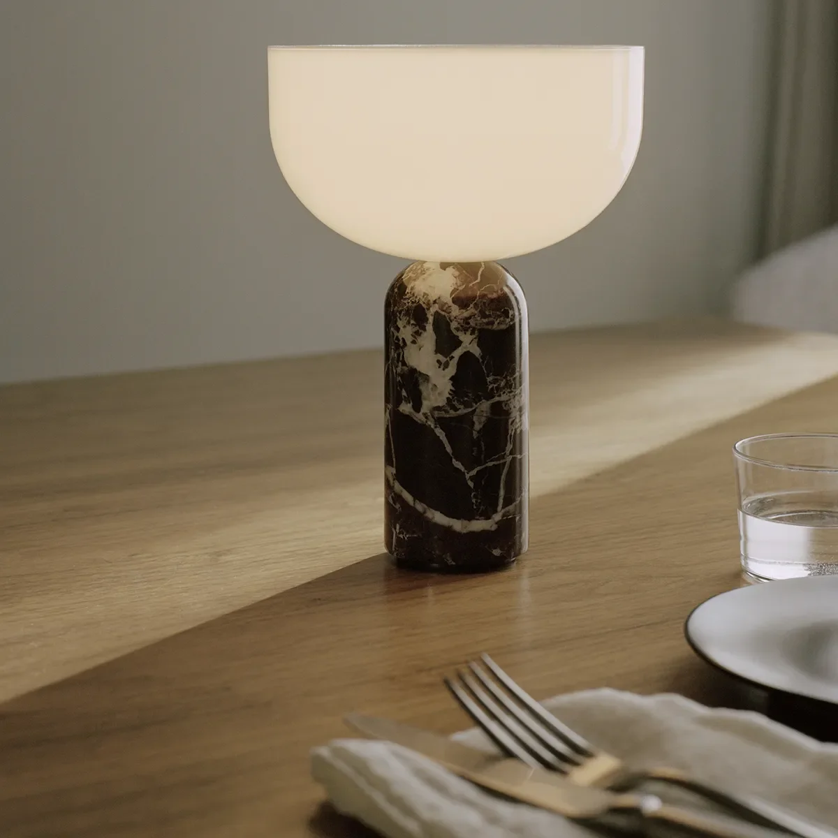 Kizu Bærbar bordlampe Rosso Levanto
