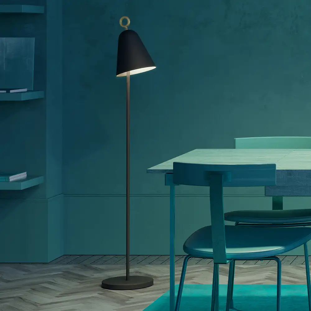 Bella gulvlampe antikk hvit E14