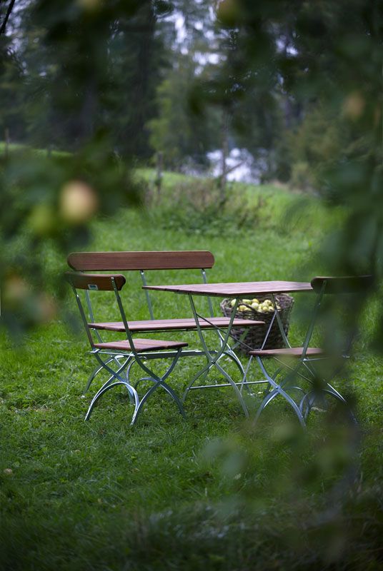 Bryggeribord 70 x 110 cm teak Grythyttan Stålmöbler