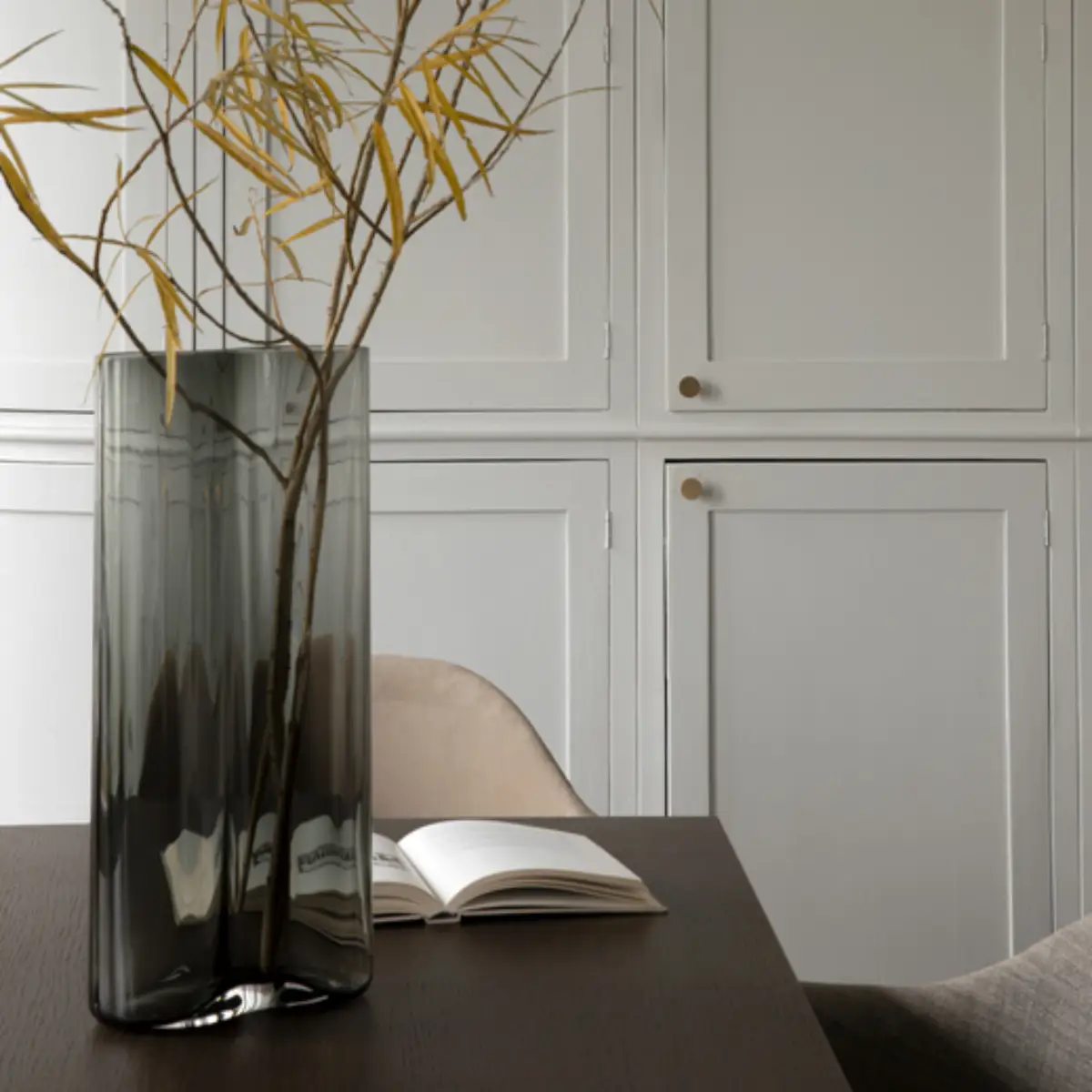 Aer Vase - H33 cm - Røyk