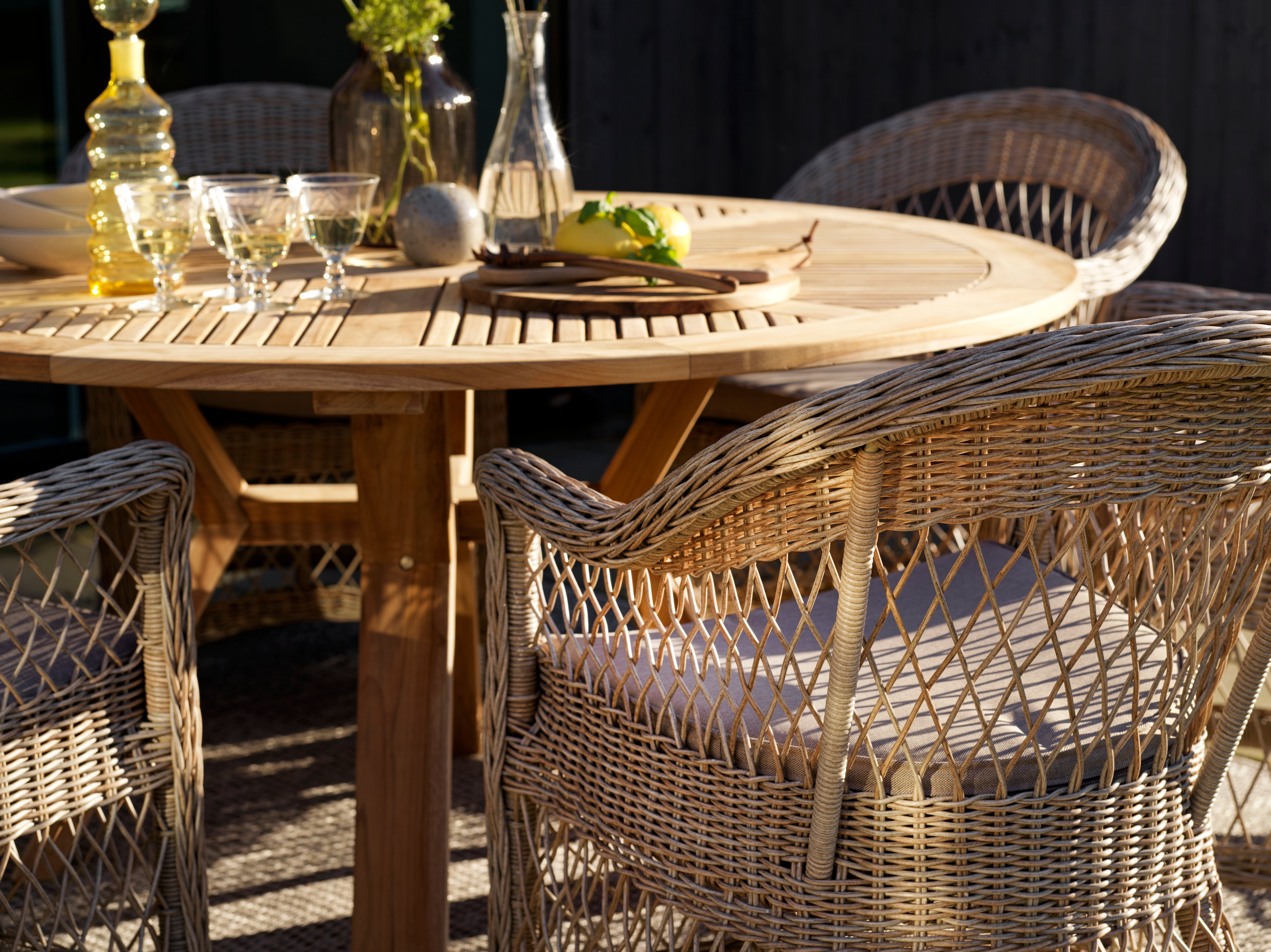 Circus spisebord 150 cm teak Brafab