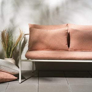 Bendt sofa Pearl White / Teddy Orange