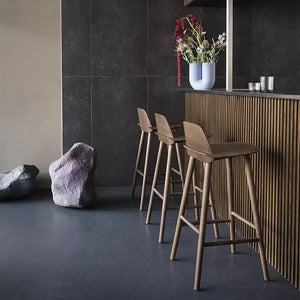 Nerd barstol 75 cm - med fotstøtte i metall - Midnight Blue