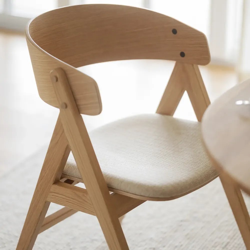 Waterton spisestol med armlener eik/beige stoff