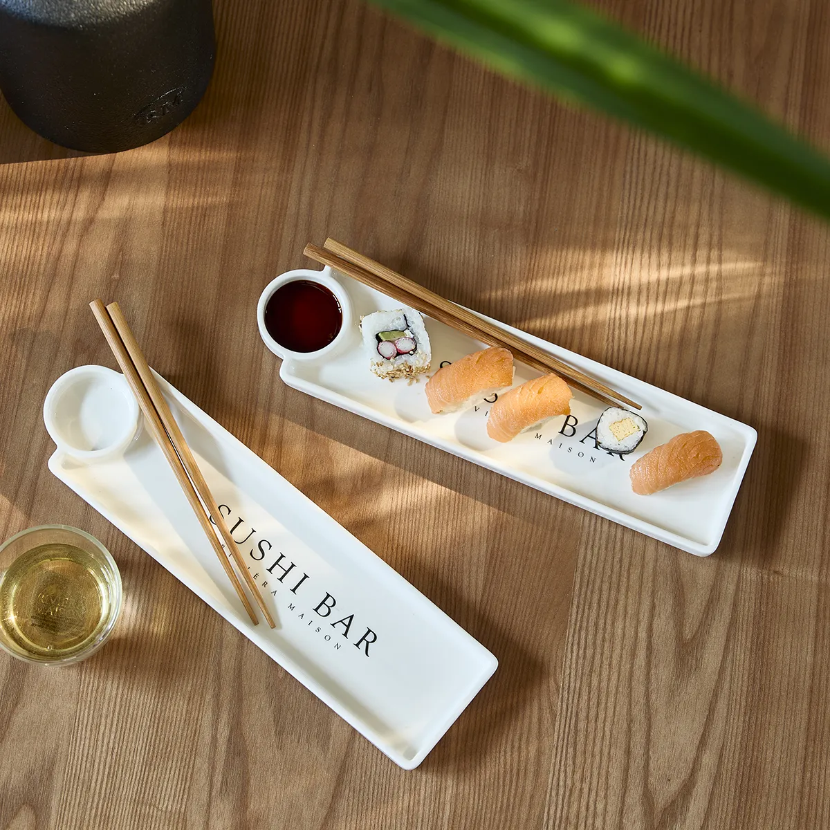 Tallerken Sushi Bar med spisepinner