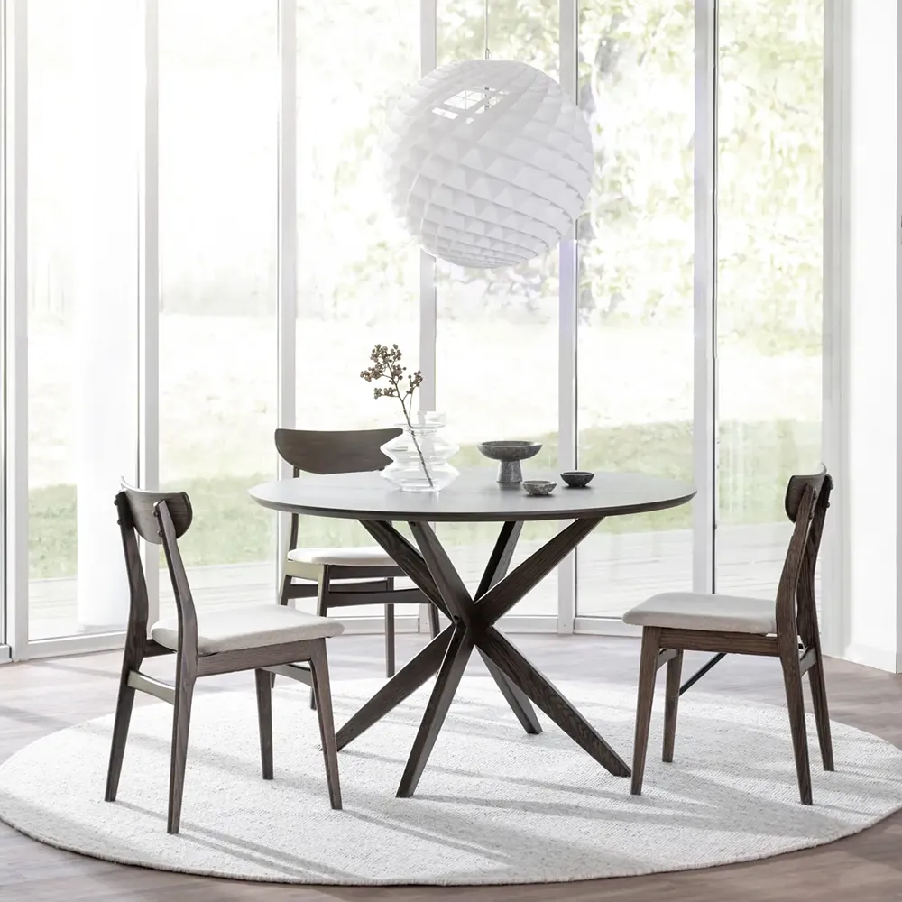 Calverton spisebord Ø120 cm brun eik