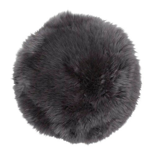 Gently Sittepute i saueskinn ø34 cm Steel Grey