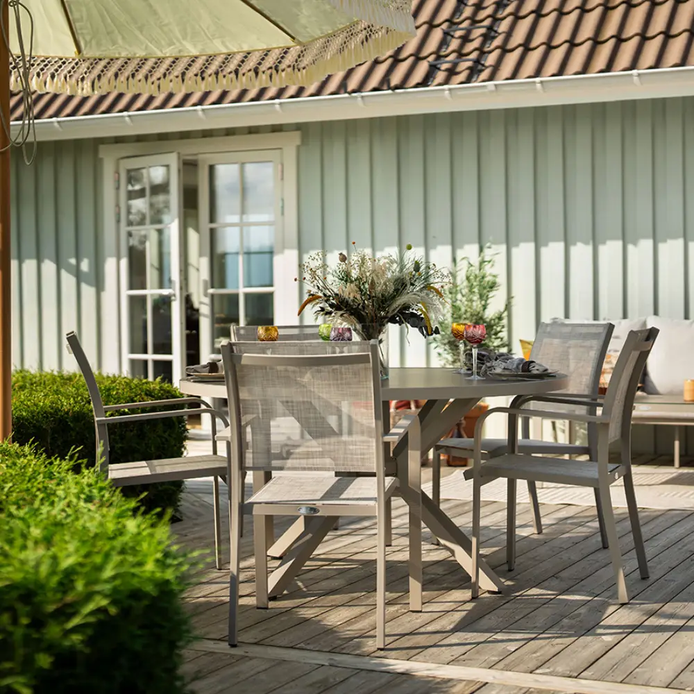 Hånger bord Ø140 cm grønn