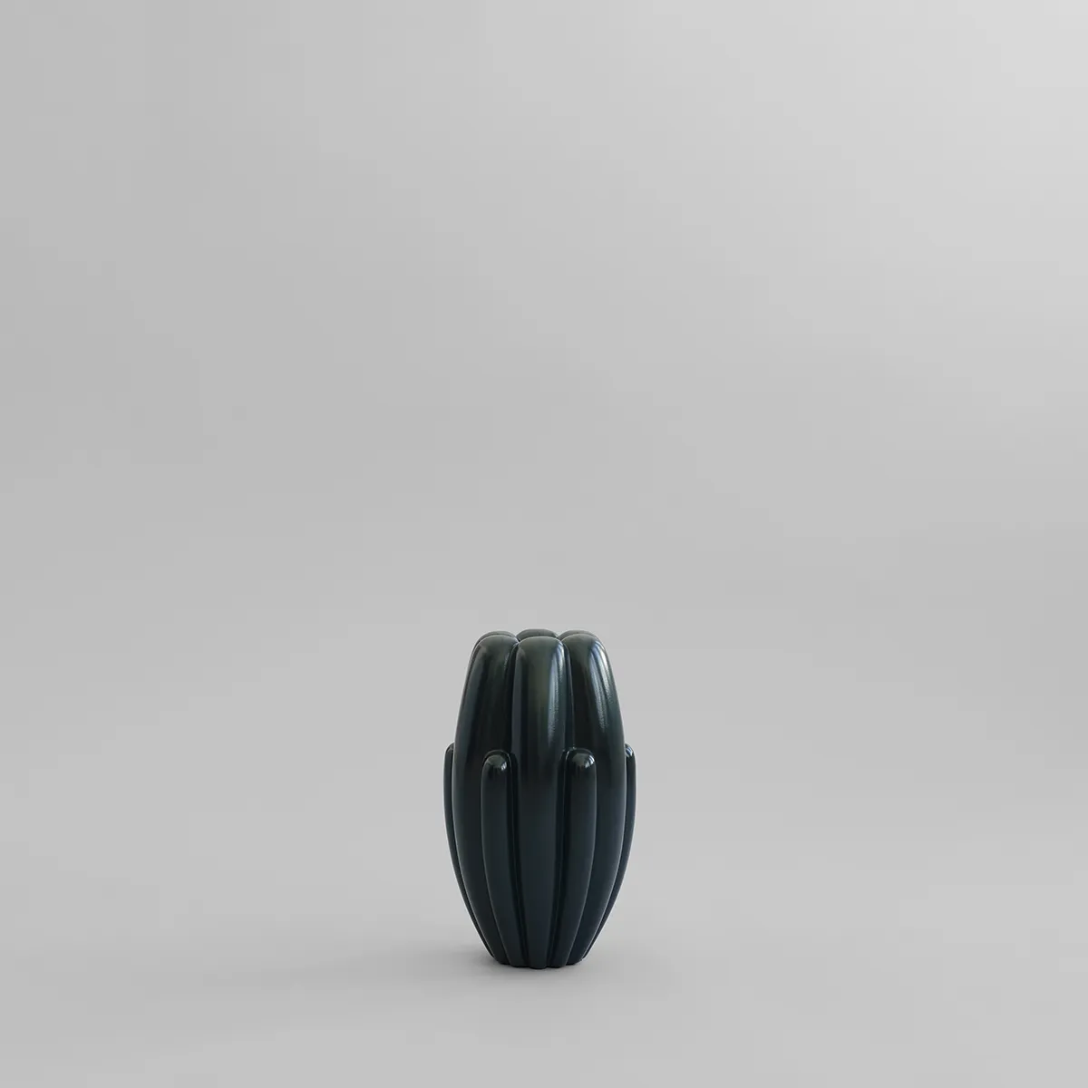 Håndlaget vase Bloom Slim Mini Dark Green H34 cm