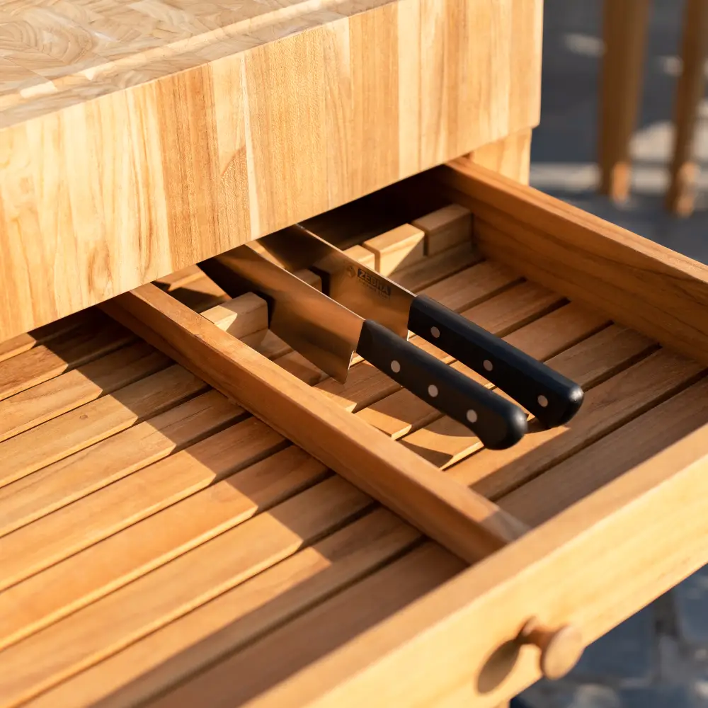 Ageröd hoggeblokk inkl. regnbeskyttelse