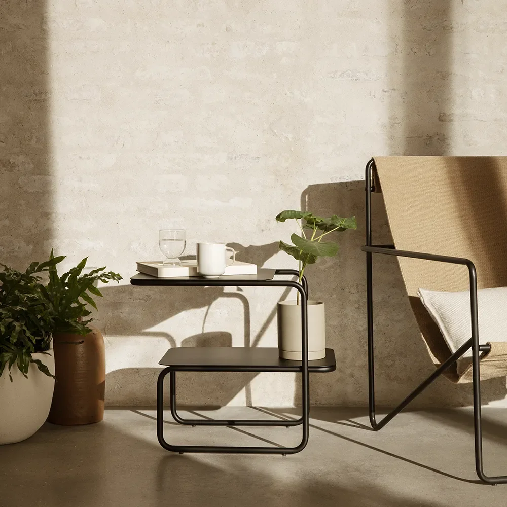 Level Sidebord Black