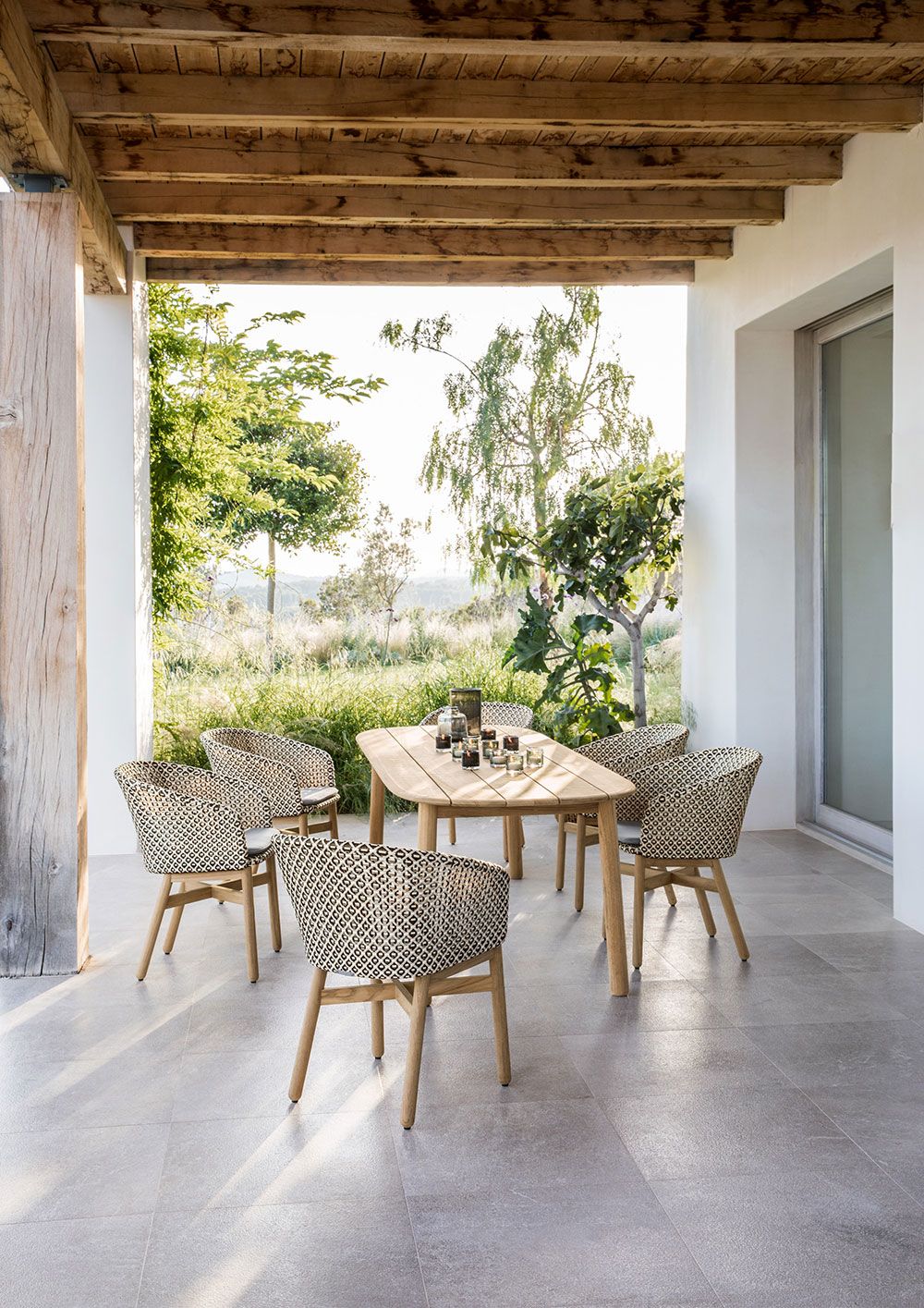 MBRACE spisebord 200 x 90 cm 