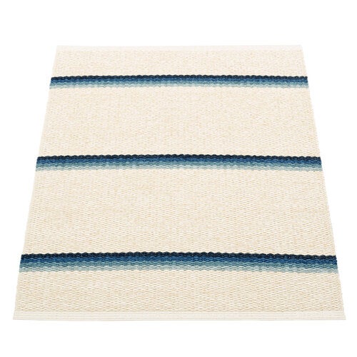 Olle teppe 70x90 cm blue / background vanilla