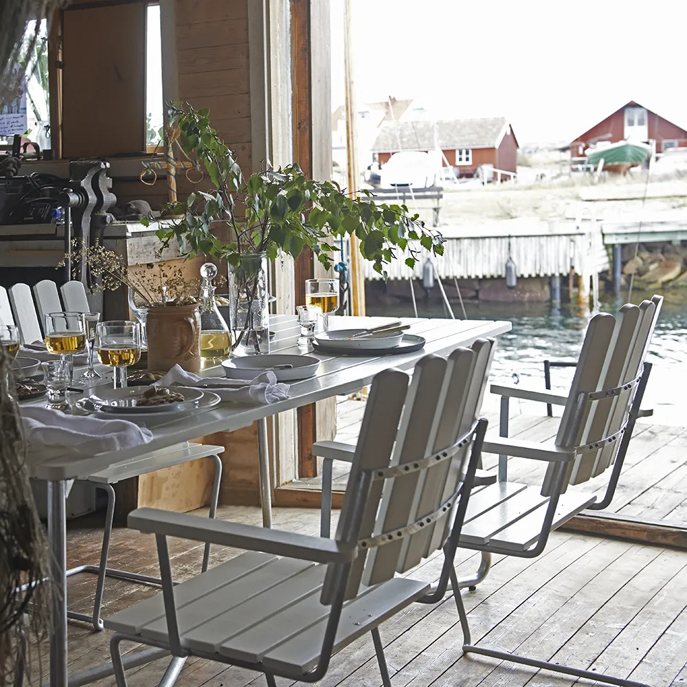 A2 Lenestol hvitlakkert eik / varmegalvanisert stativ Grythyttan Stålmöbler