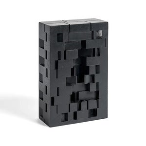 Urban House skulptur svartlakkert mahogni