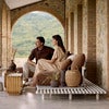 Sticks sofa m/ sjeselong Alu/desert sand