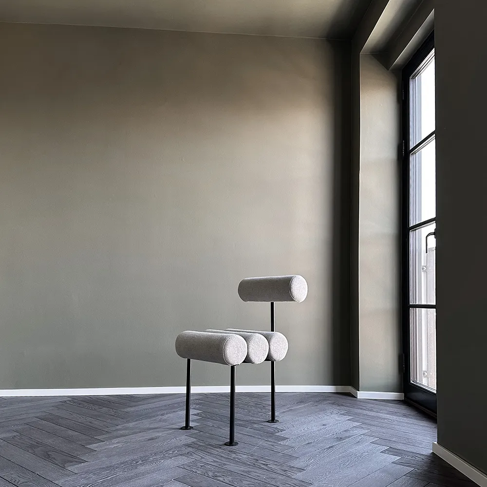 Hiro spisestol svart ramme - lin