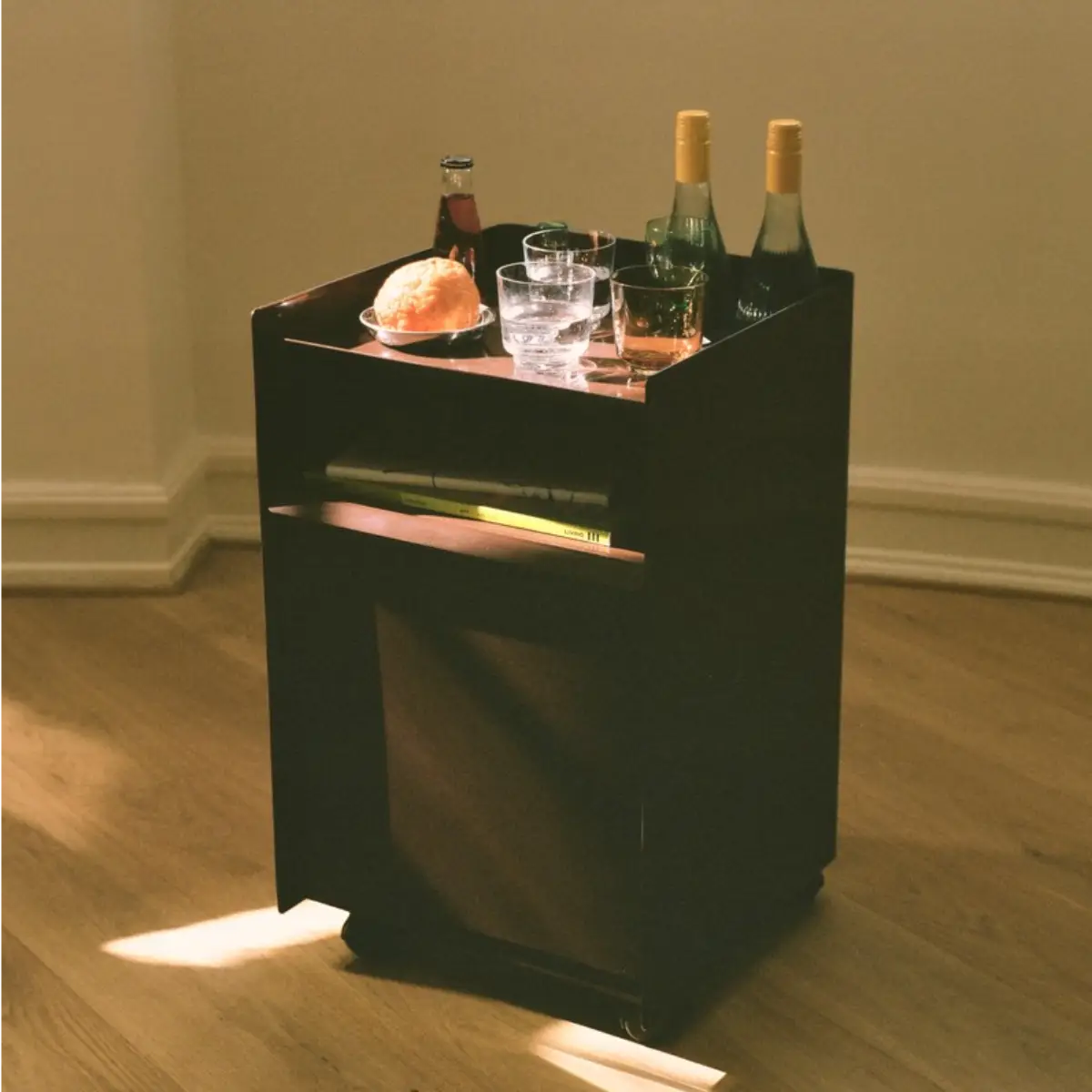 Folded Trolley med skuff, H 61,5 cm – svart