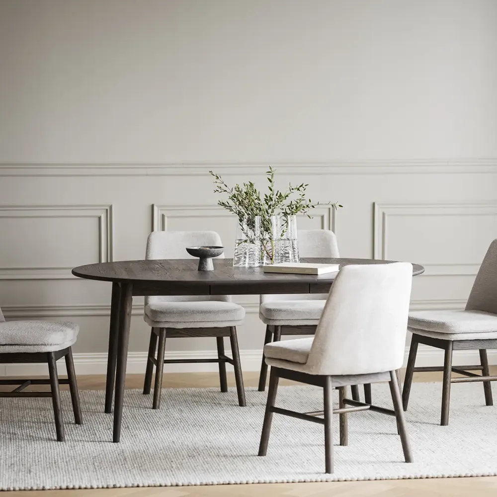 Tyler oval spisebord 170-210x705 cm brun eik