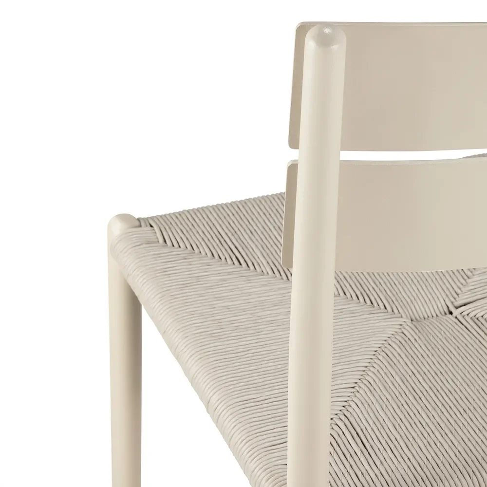 Elin utespisesstol sand