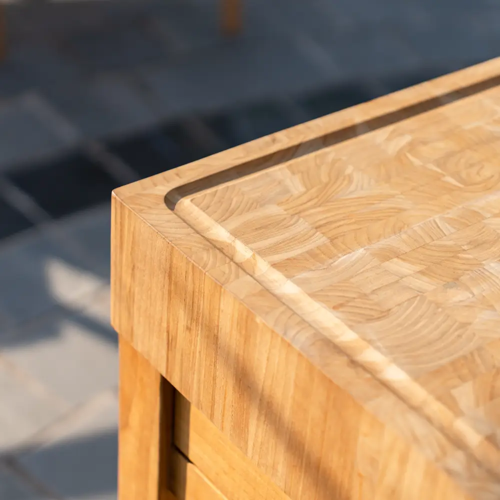 Ageröd hoggeblokk inkl. regnbeskyttelse