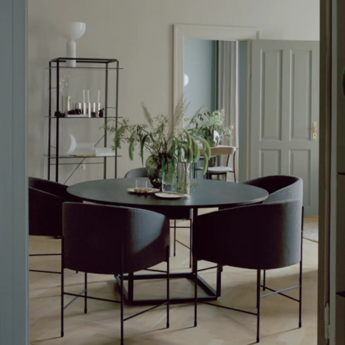 Florence Bordplate Ø145cm Svartsbeist Ask