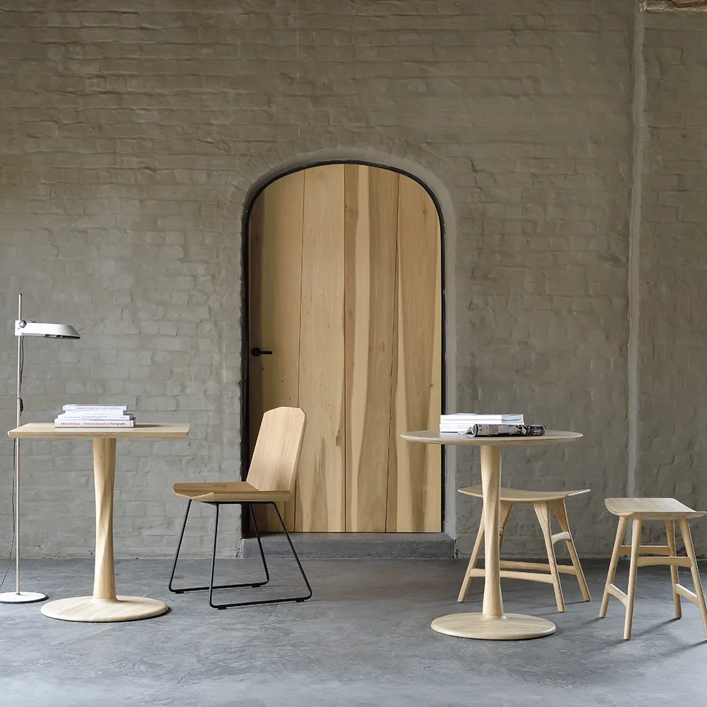 Torsion Spisebord Ø70 cm Eik