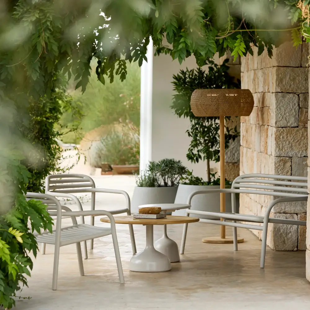 Bliss lenestol, stabelbar Sand, aluminium