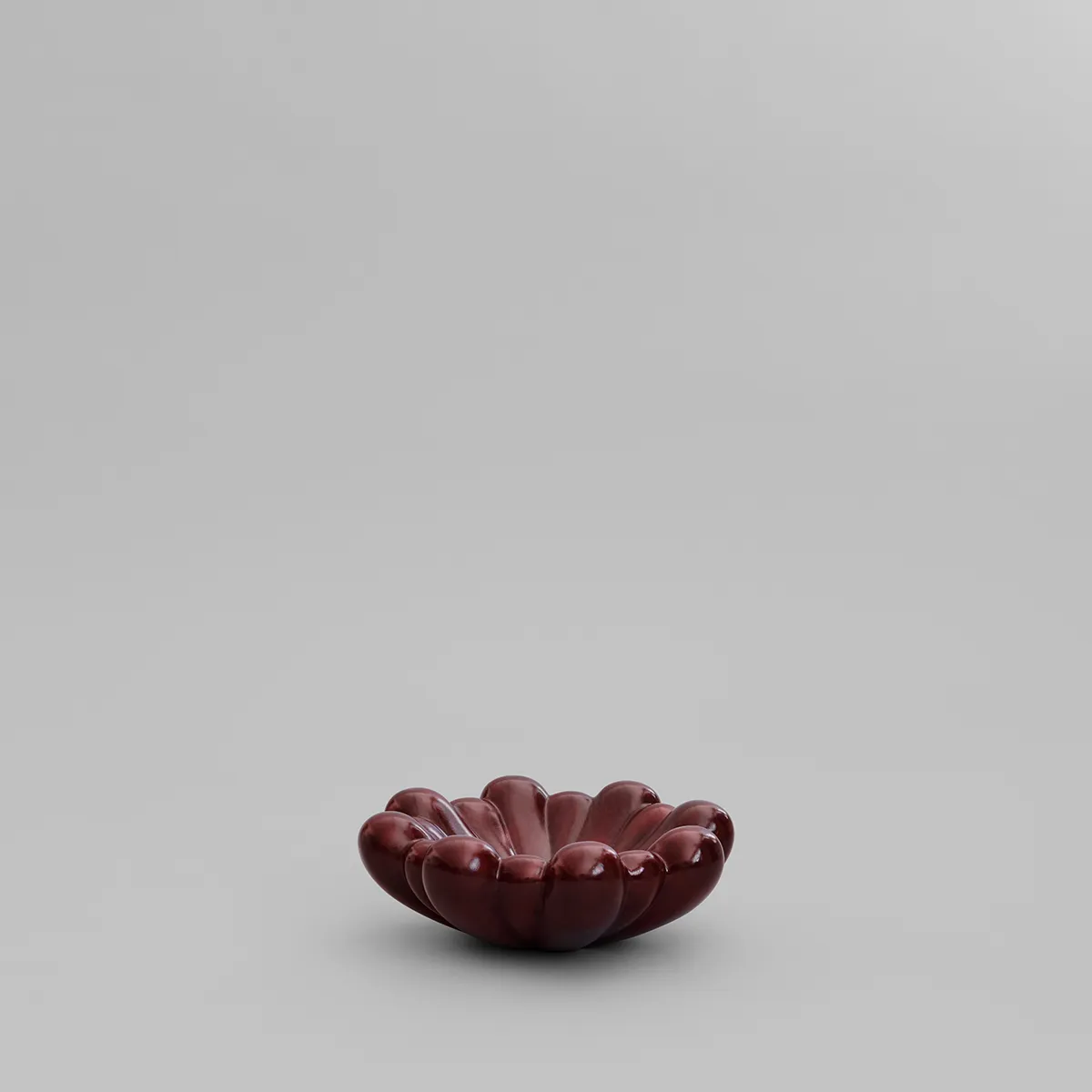 Håndlaget Dekorasjonsskål Bloom Maroon Ø 28,5 cm