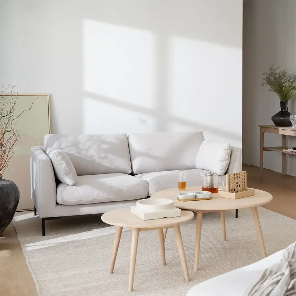 Corwin 2,5-seter sofa i stoff Rita Lys beige