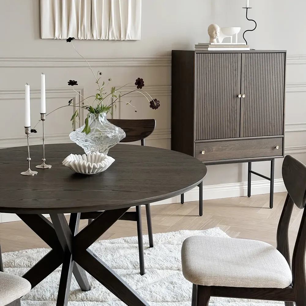 Calverton spisebord Ø120 cm brun eik