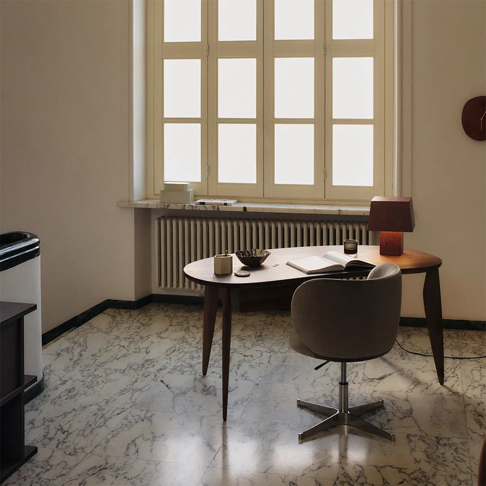 Bord Feve i Valnøtt