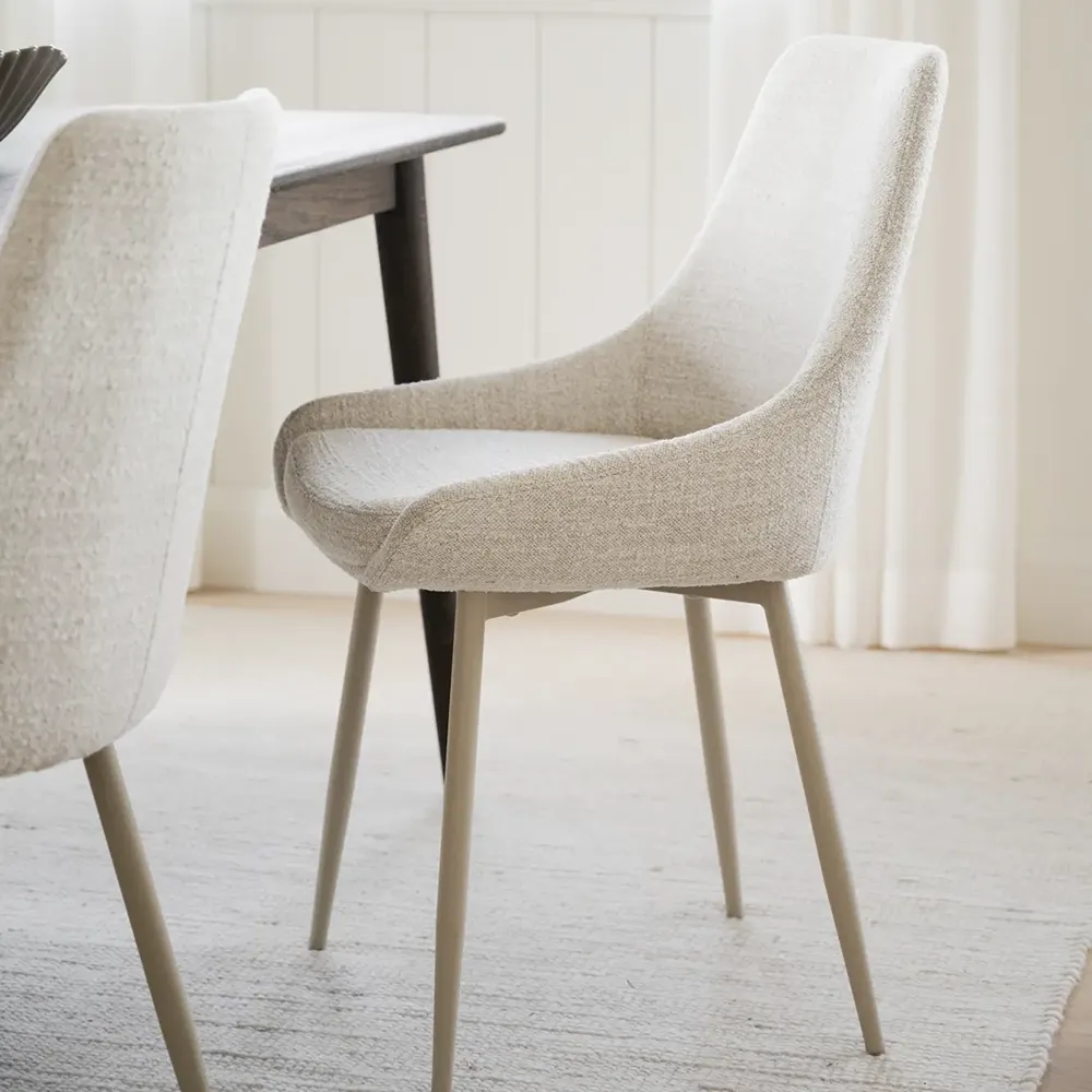 Sierra spisestol lys beige stoff