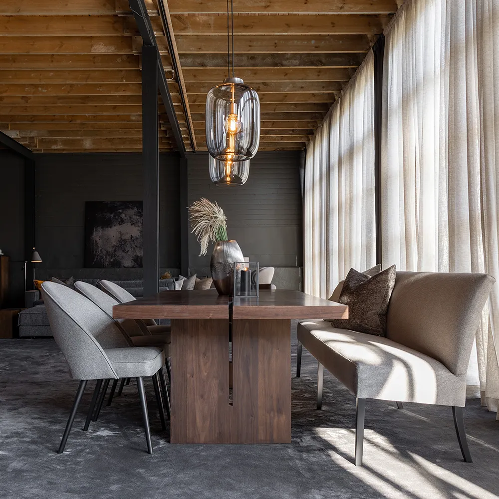 Maddox spisebord brun