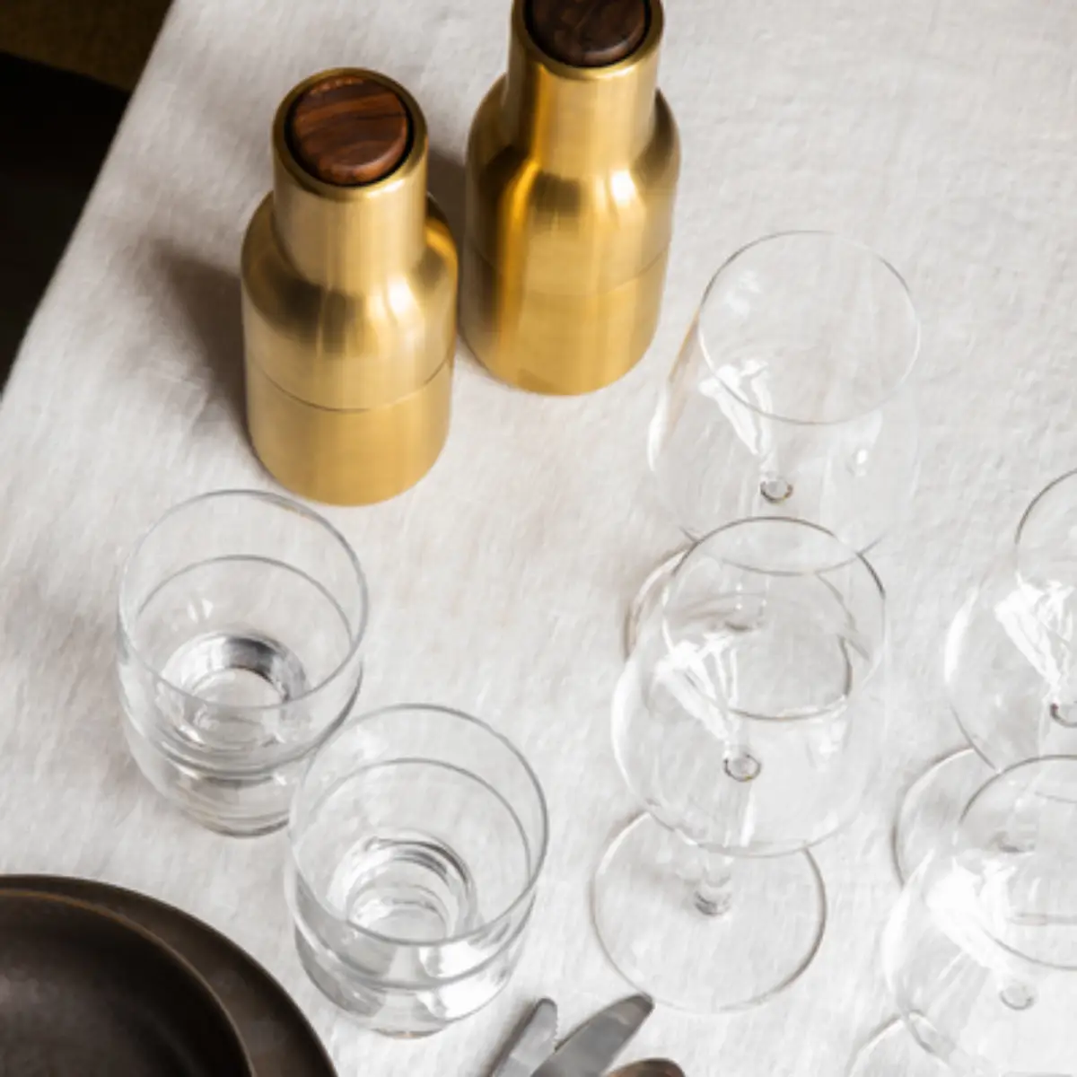 Bottle Grinder 2-pakk stor - Børstet messing / Valnøtt