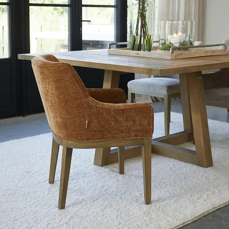 Whistler stol med armlener Maroon Brown