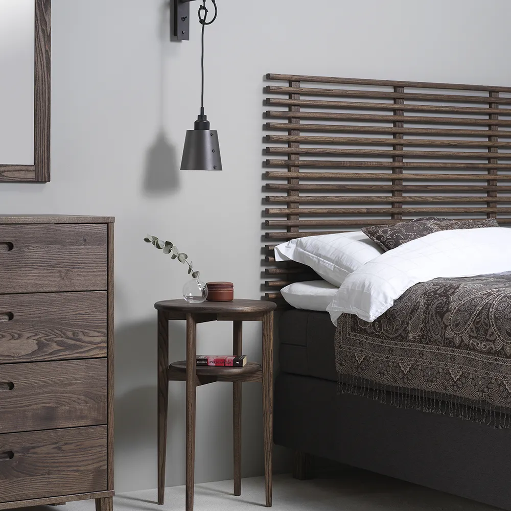 Mira nattbord brun oljet ask