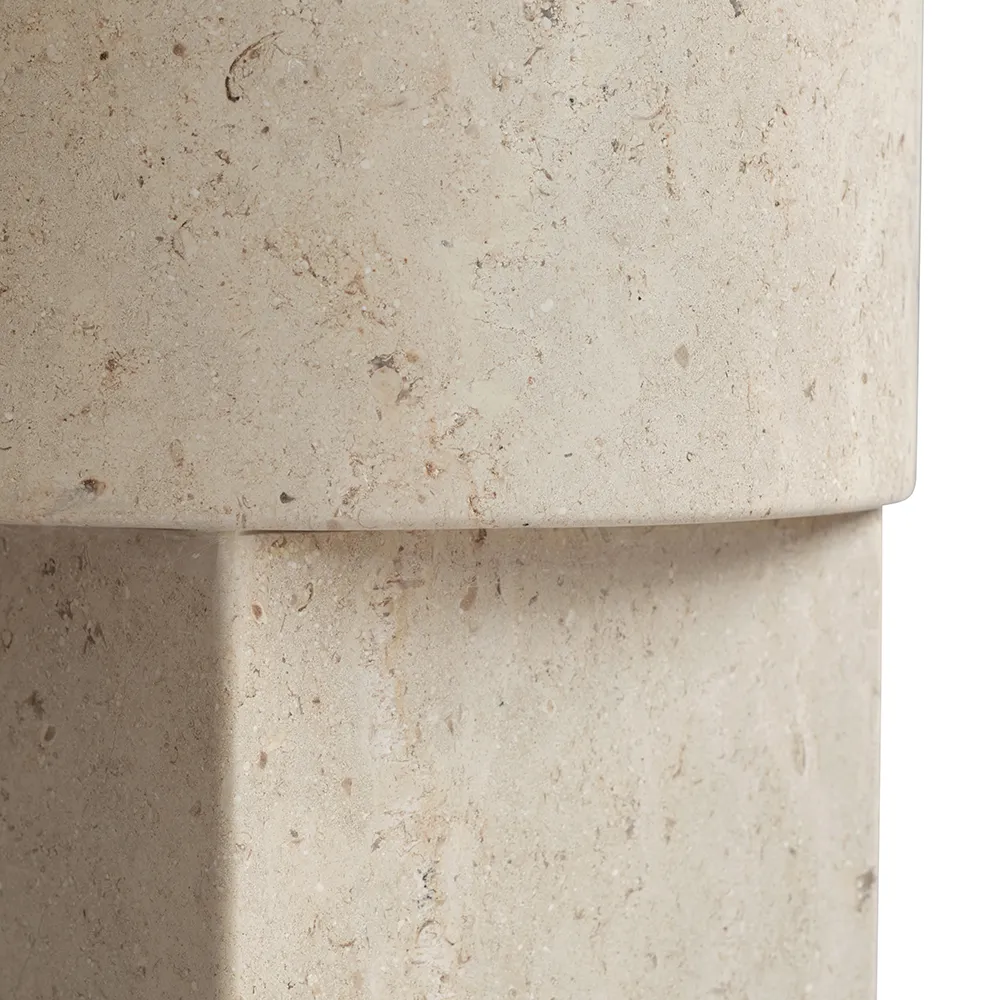 Column bord-Kalkstein