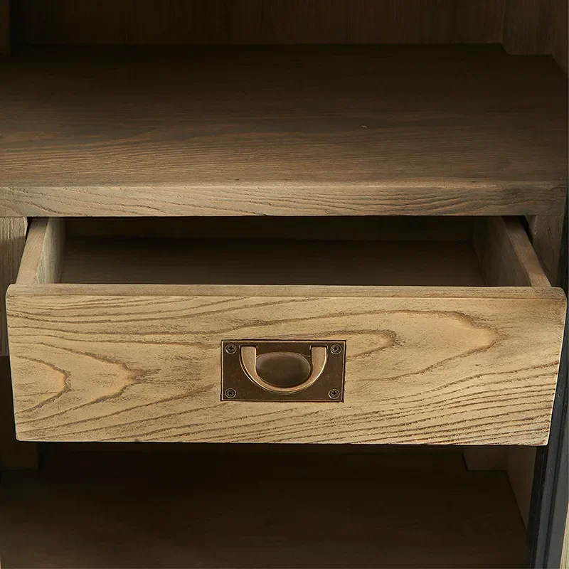 The Hoxton utstillingsskap høyre